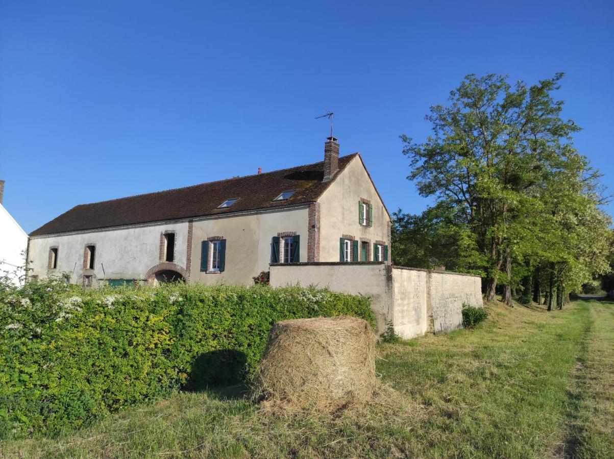 Вилла Le Moulin Neuf Brienon-sur-Armancon Экстерьер фото